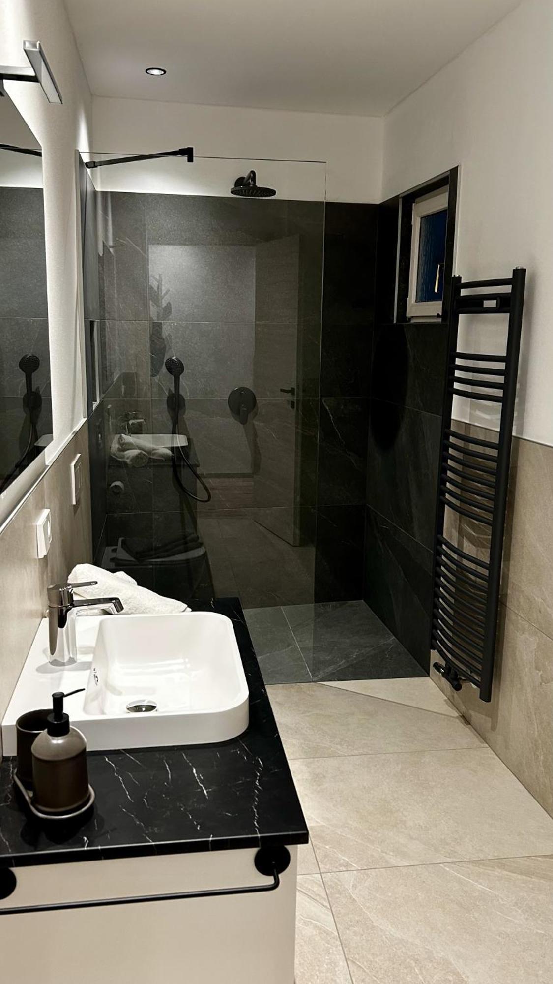Ferienwohnung Julian Termeno Esterno foto